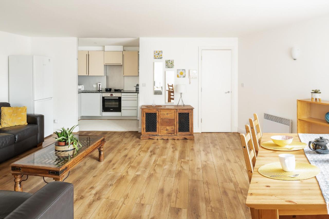 Comfortable And Bright Apartment In Tower Bridge Londyn Zewnętrze zdjęcie